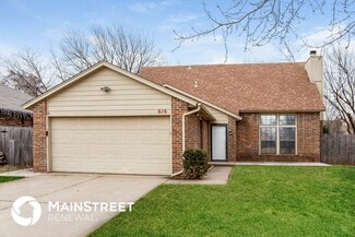 Building Photo - 616 Firelane Rd