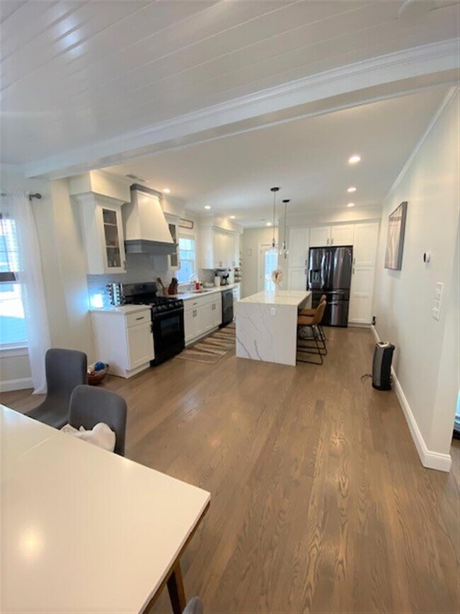 Foto del edificio - 18 Laurel St