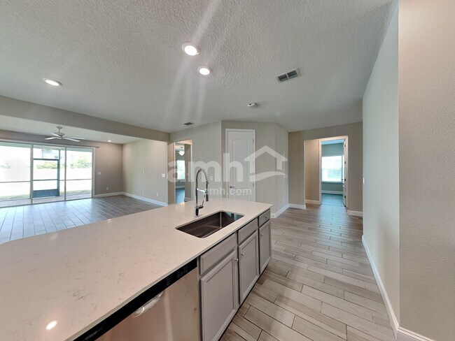 Building Photo - 74 Cobalt Ln