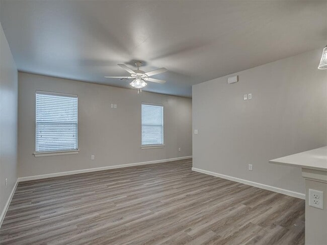 Building Photo - 4324 NE 119th St