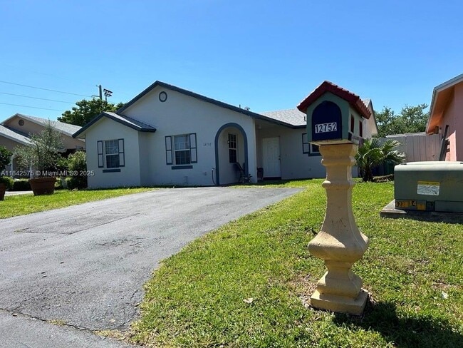 Foto del edificio - 12752 SW 250th Terrace