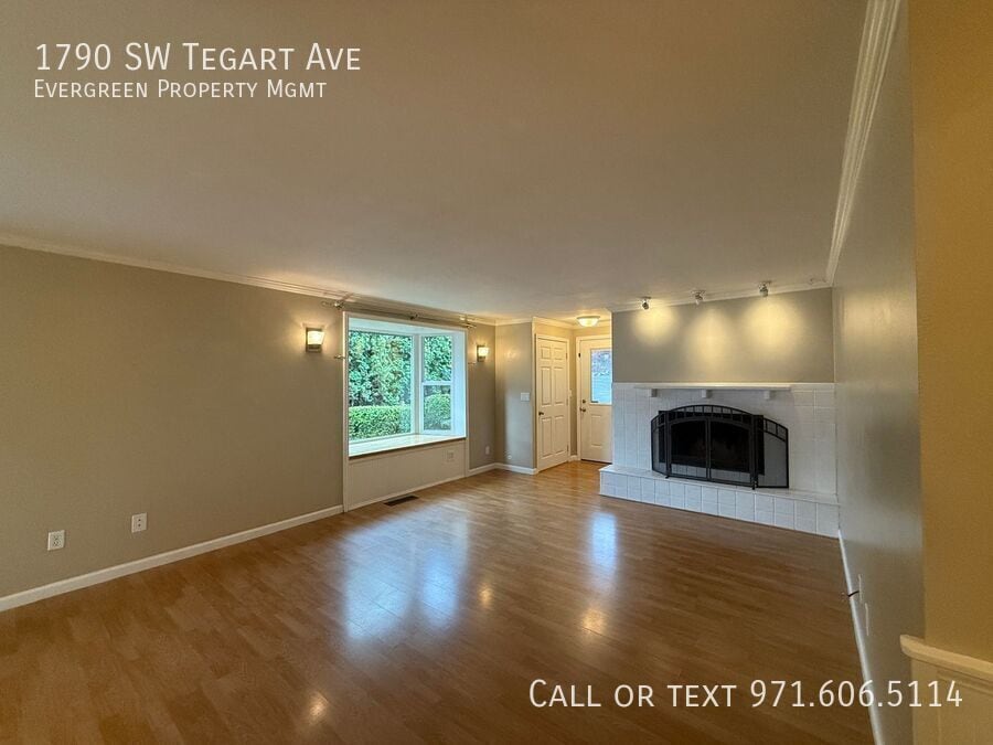 Primary Photo - 1790 SW Tegart Ave