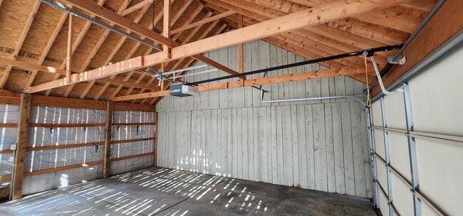 Building Photo - 210 Sweet Cherry Ct