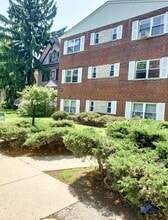 Building Photo - 2146 Sherman Ave