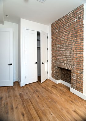Primary Photo - 88 Lewis Ave