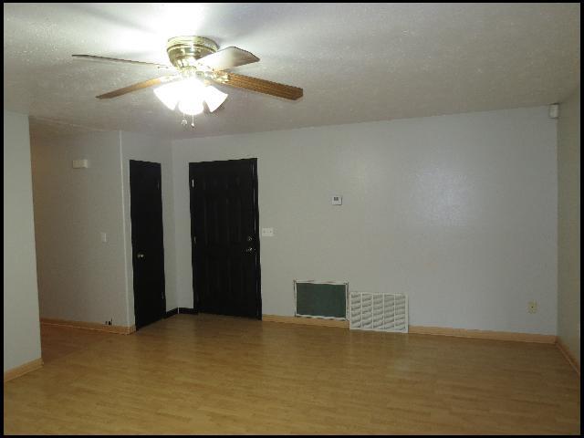 Foto del edificio - 19 Fox Run Cir