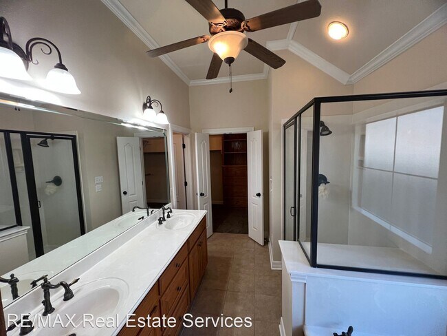 Foto del edificio - 3 br, 2 bath House - 502 Brunswick Garden