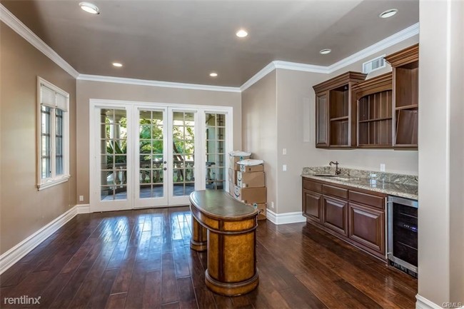Foto del edificio - 5 br, 3 bath House - 12 Little Pond