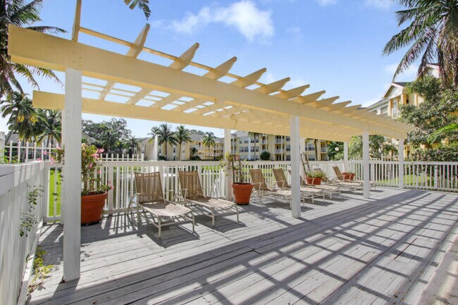 Building Photo - 6283 La Costa Dr
