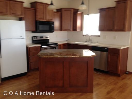 Foto del edificio - 3223 S Blue Lake Ct