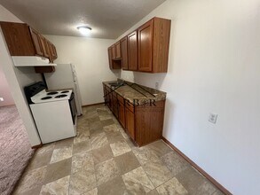 Building Photo - 110 2nd Ave NE