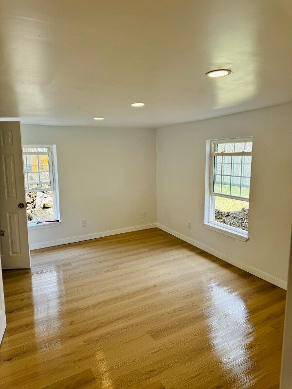 Foto del edificio - 6 Depot Hill Rd