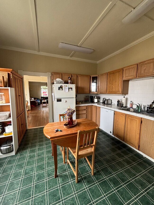 Foto del edificio - 1217/1219 Billy Frank Jr St