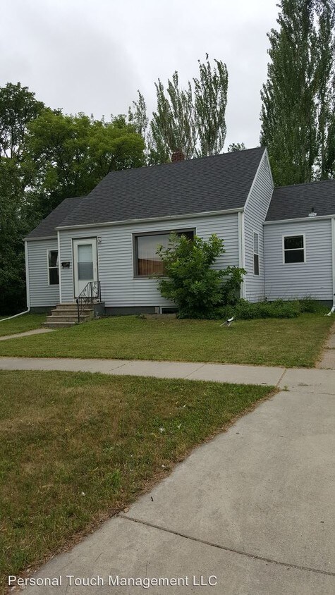 Primary Photo - 1101 5th St S