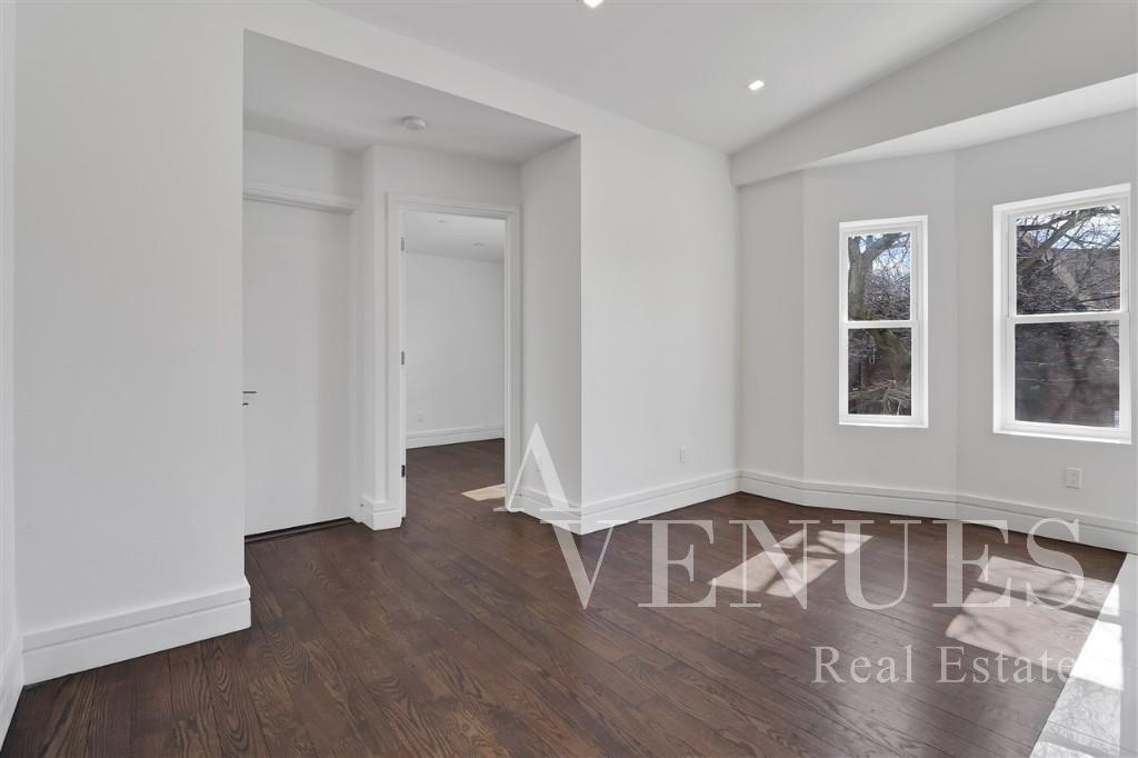 9401 101st Ave Unit 2C, Queens, NY 11416 Room for Rent in Queens, NY