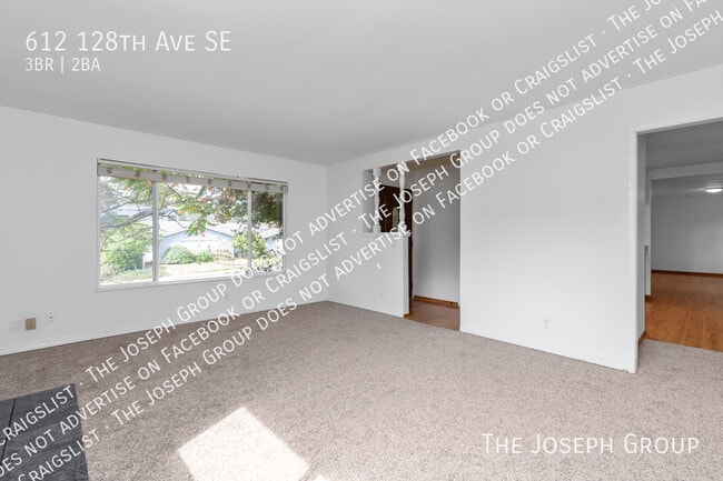 Photo - 612 128th Ave SE House