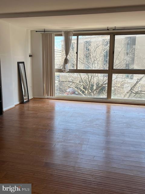 Foto del edificio - 922 24th St NW