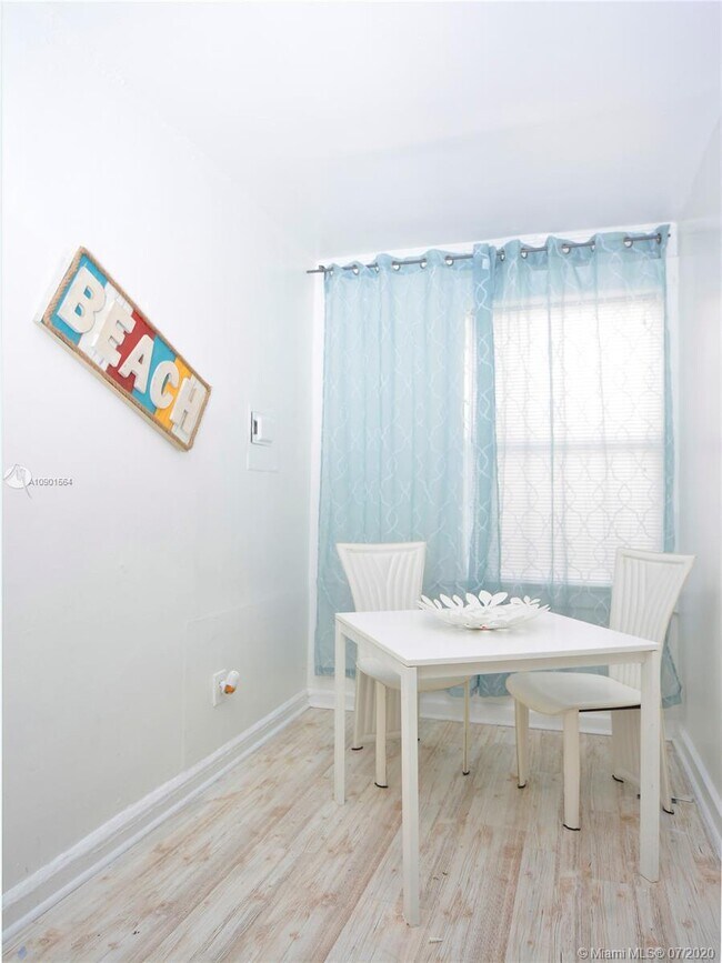 Foto del edificio - 1518 Drexel Ave