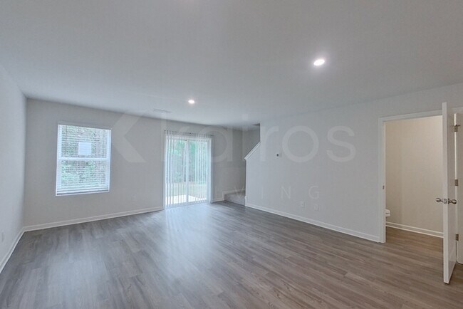 Foto del edificio - 366 Ironwood Ct