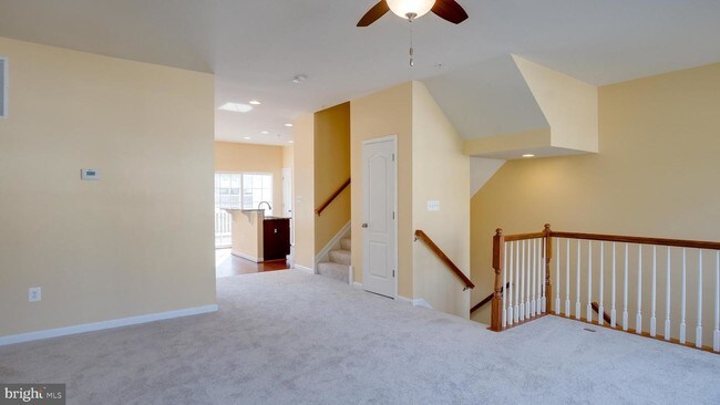 Building Photo - 7561 Stonehouse Run Dr