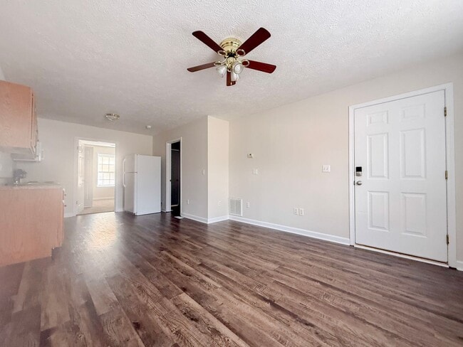 Building Photo - 30 Lexington Ct