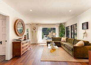Building Photo - 2108 Tavern Trail