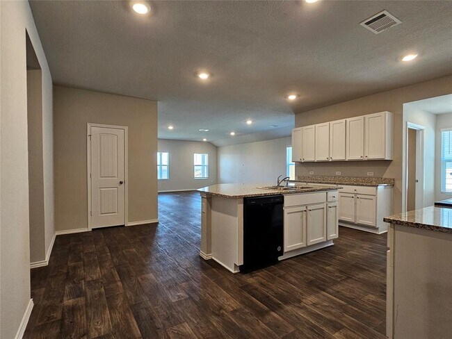Building Photo - 5816 Berriweather Dr