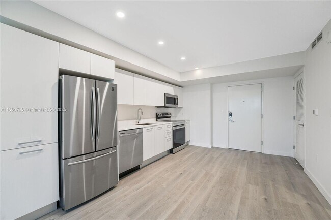 Foto del edificio - 1500 Bay Rd