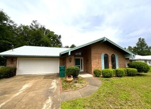 Building Photo - 4050 Linwood Dr