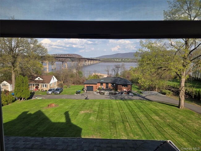 Building Photo - 514 Grand Ave