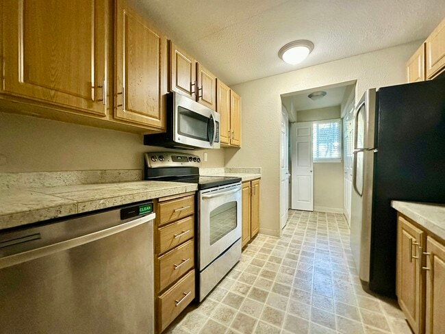 Photo - 10014 NE 127th Pl Apartment