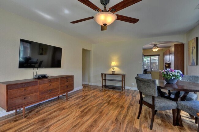 Foto del edificio - Excellent 4 Bed Home!