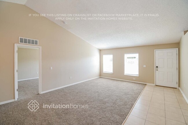 Building Photo - 4024 Half Moon Cir