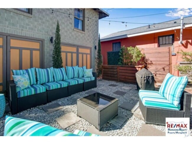 Foto del edificio - Wonderful downstairs Apartment in historic Pensacola!