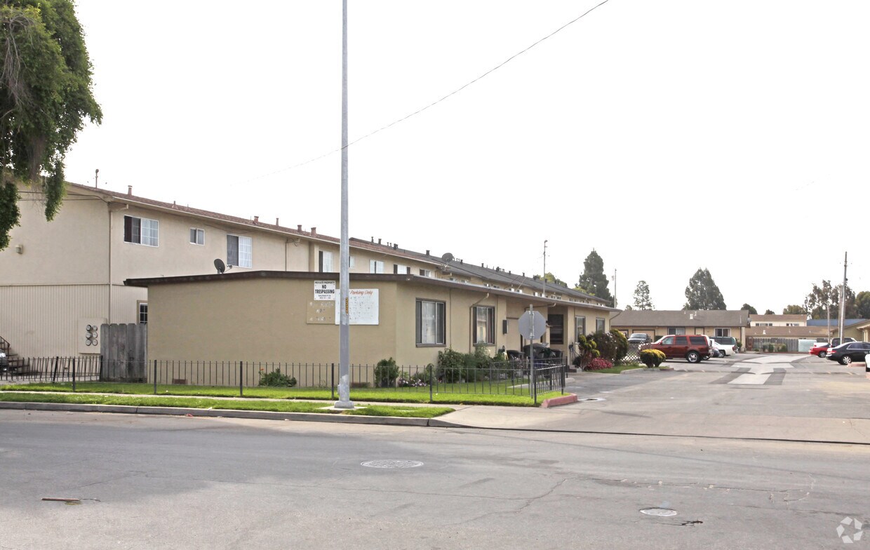 912 Rider Ave, Salinas, CA 93905 Apartments in Salinas, CA