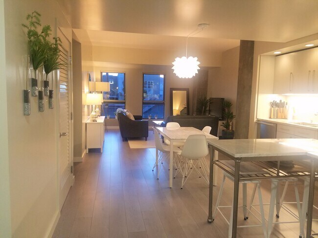 Open Area - 2125 Bryant St
