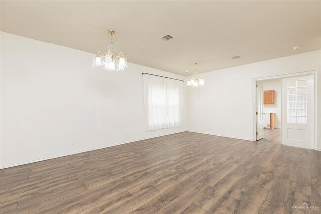 Building Photo - 1505 Candy Ln