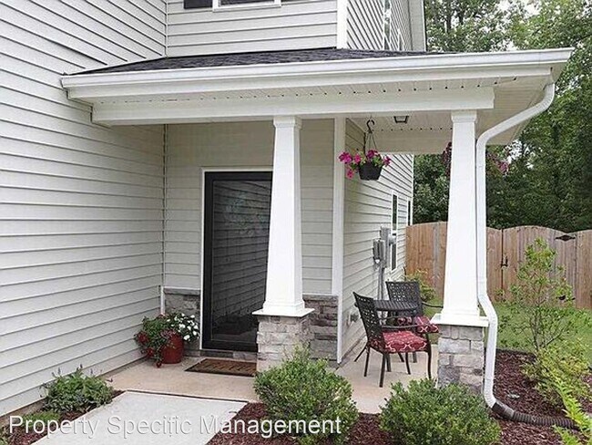 Building Photo - 4 br, 2.5 bath House - 521 Holden Forest D...