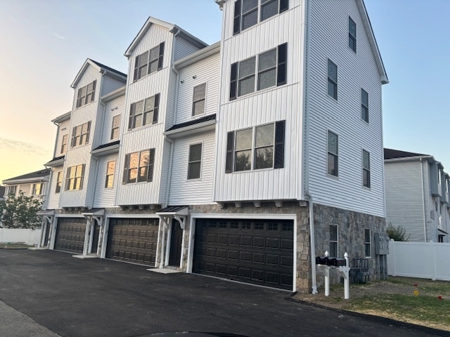 Building Photo - 23 Finney Ln