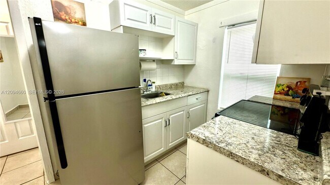 Foto del edificio - 616 SW 8th Ave