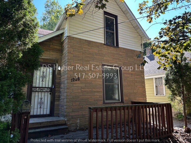 Foto del edificio - 1226 Clark St