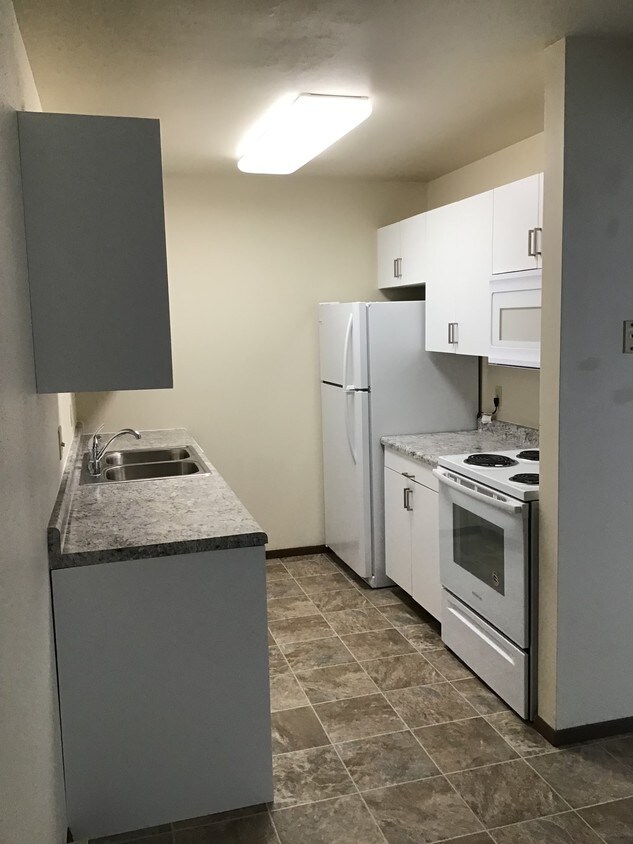 Parkwood 701 W 17th St Marshfield, WI Apartments for Rent in
