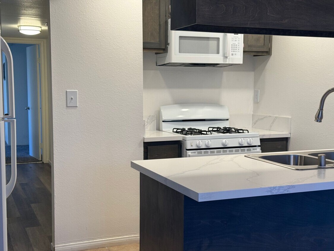 2255 Cahuilla St Unit 77, Colton, CA 92324 Condo for Rent in Colton, CA