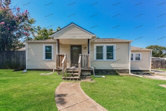 Building Photo - 1308 S 75th E Ave