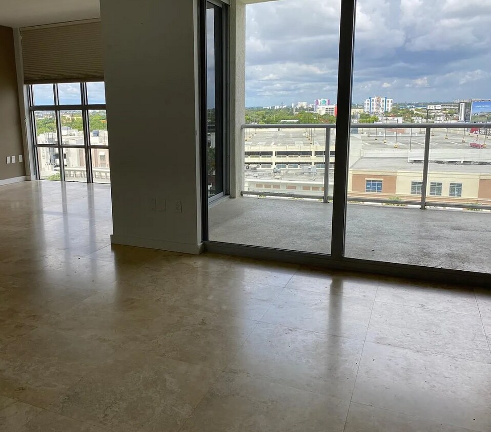 Foto principal - 3451 NE 1st Ave