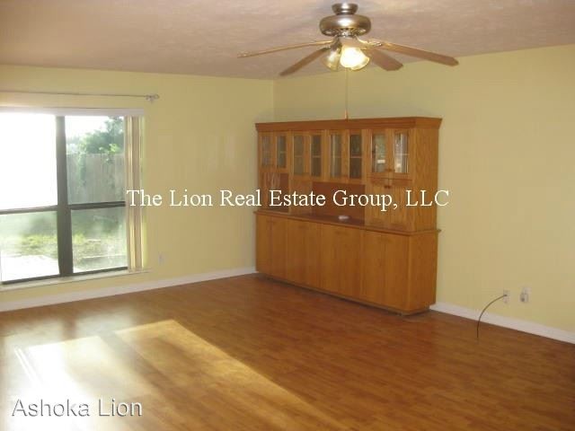 Foto del edificio - 3 br, 2 bath House - 5805 Ridgecove Dr.