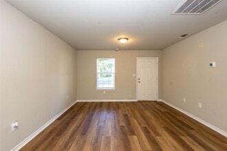 Building Photo - 4120 Brandon Ave