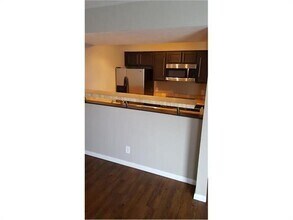 Building Photo - 2305 Basil Dr