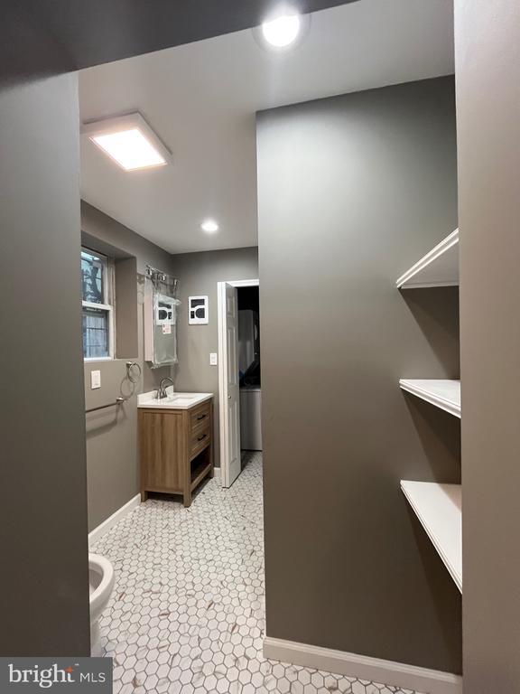 Building Photo - 919 Pine St