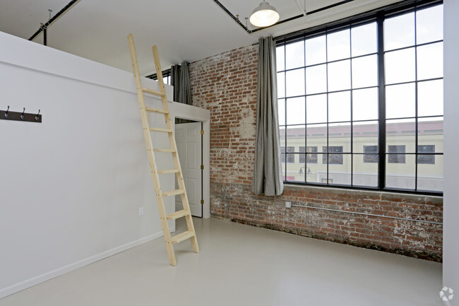 1 habitación - Sala de estar - Winkler Lofts